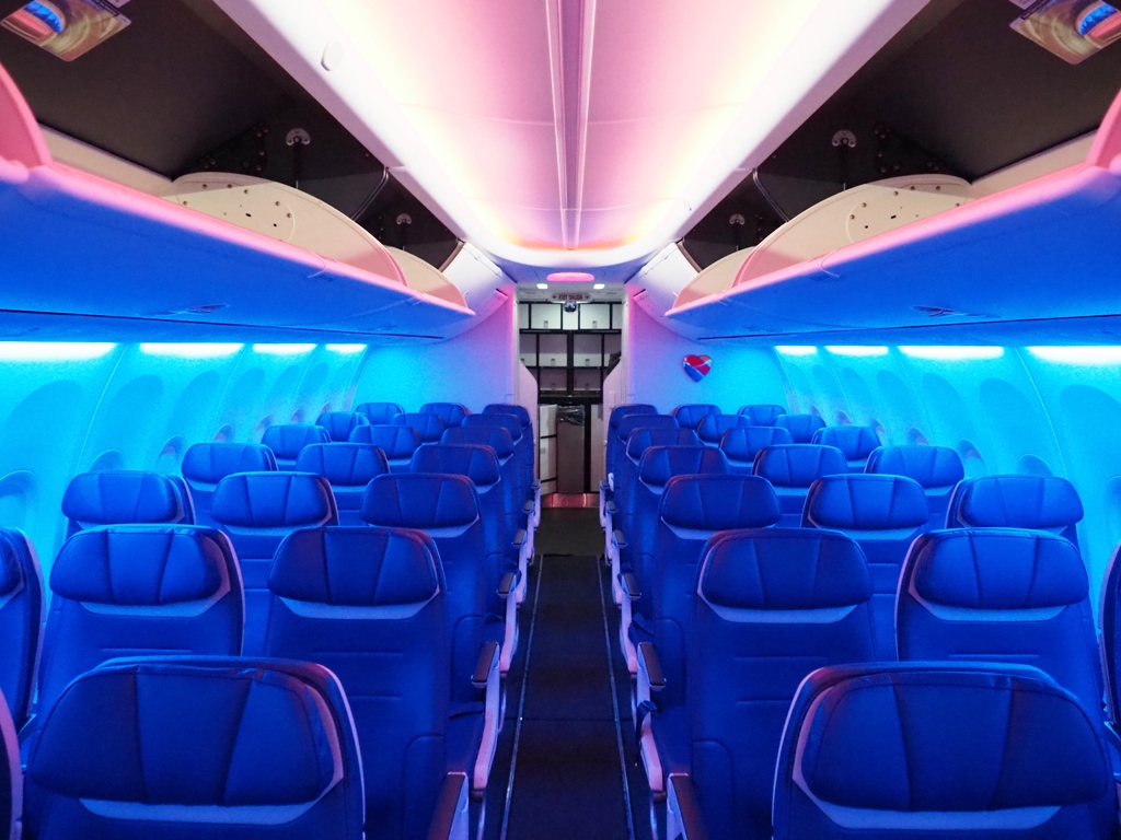 southwest hawaje boeing 737-800NG interior